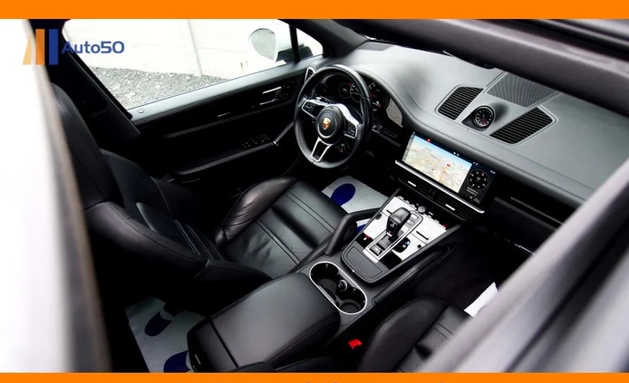 Porsche Cayenne cena 275555 przebieg: 177043, rok produkcji 2017 z Poznań małe 781